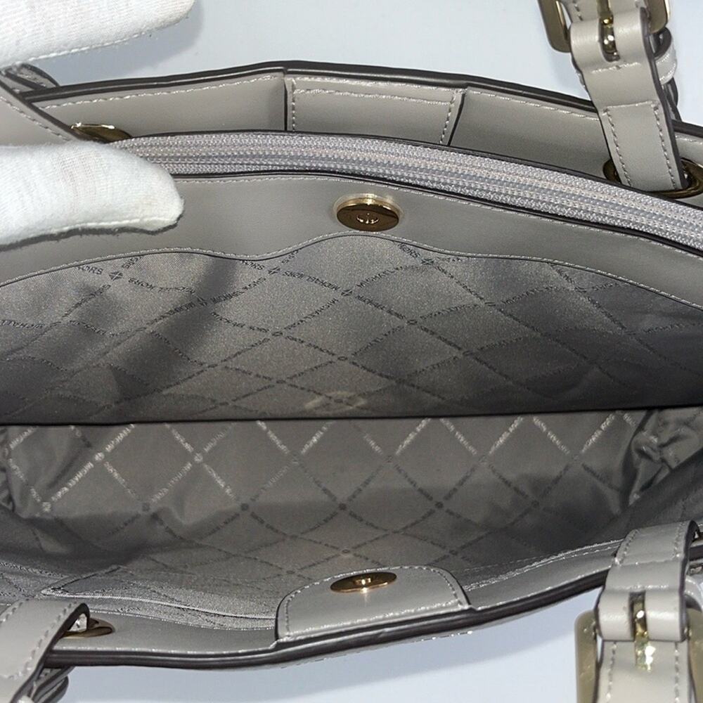 NWT Michael Kors‎ Jet Set Travel Tote Large in Pearl Grey - Picture 11 of 14